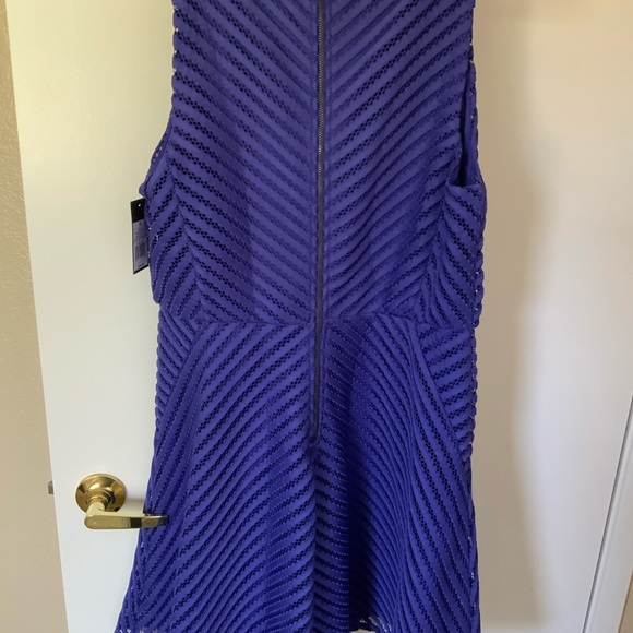 Dress - Picture 2 of 5